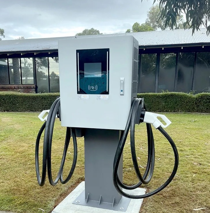 Быстрая  DC настенная зарядная станция ParkCharge 7-2 GBT+CCS2 ParkCharge 7 30KW GBT+CCS2 