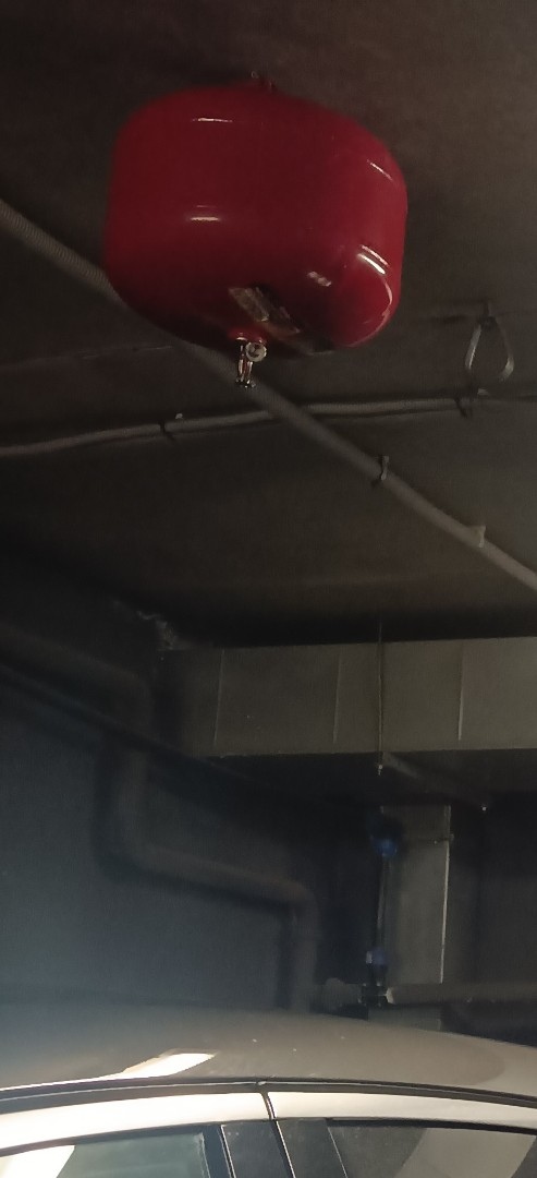 Установка зарядных станций для электромобилей Lixiang и Avatr в подземном паркинге ЖК IMG_20251230_113334