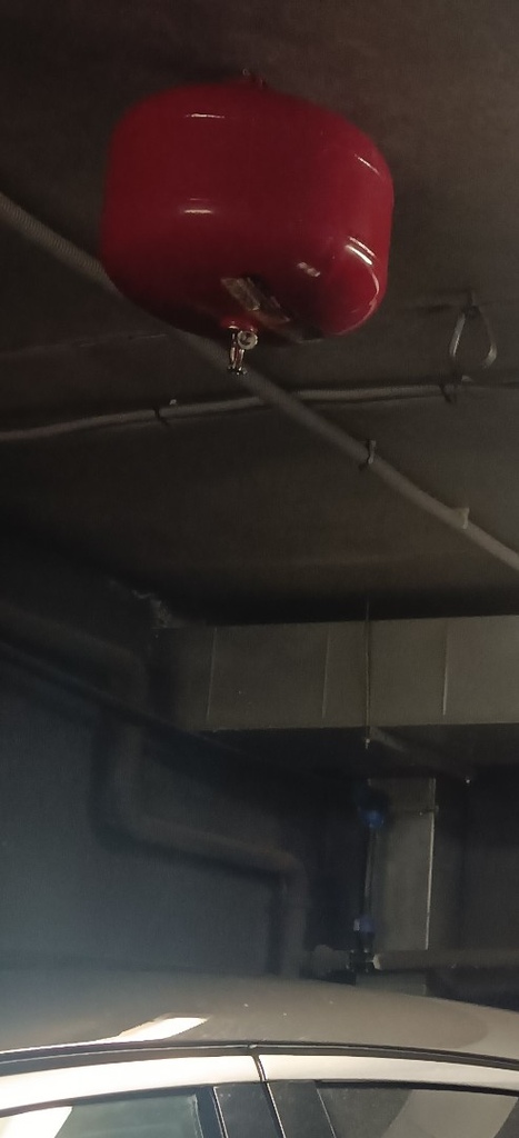 Установка зарядных станций для электромобилей Lixiang и Avatr в подземном паркинге ЖК IMG_20251230_113334