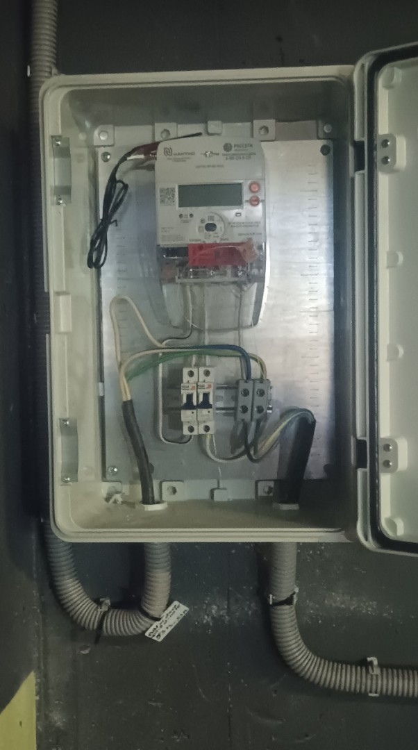 Установка  зарядной станции в подземном паркинге ЖК IMG_20251230_112236