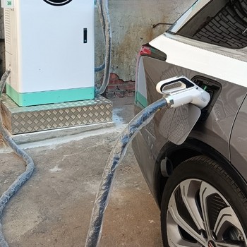 Быстрая DC зарядная станция ParkCharge 5 60кВт GBT+ССS2